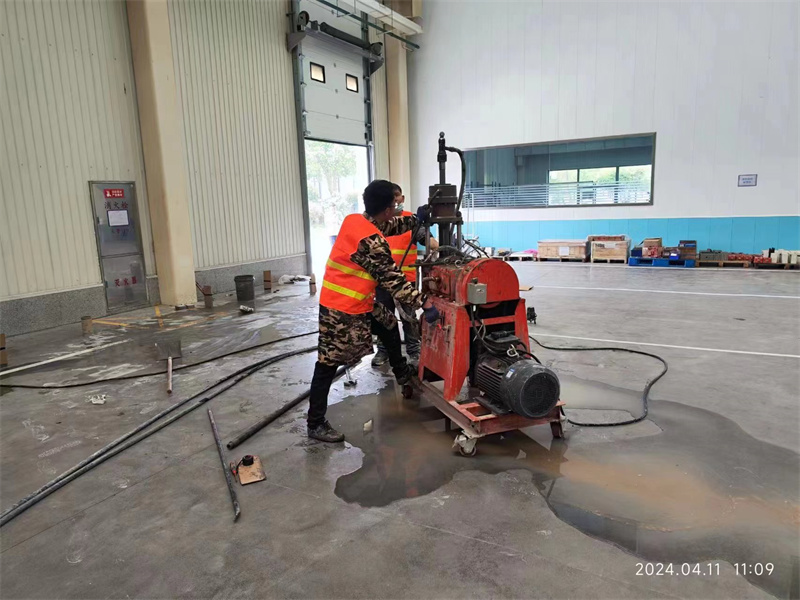 眉山厂房地面下沉塌陷注浆加固施工